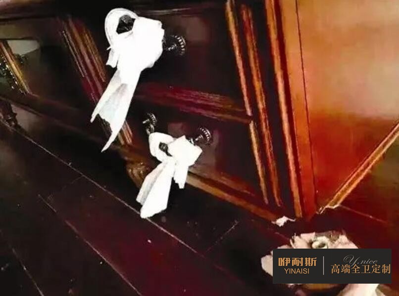 实木浴室柜为什么这么贵?