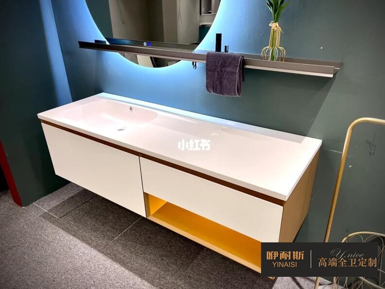人造石盆搭配烤漆柜体